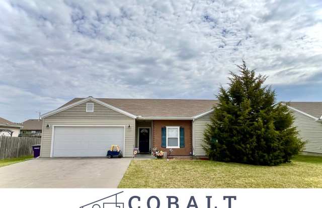 3 Bedroom Home in Quiet Cul-de-sac! - 2624 Donnas Way Circle, Manhattan, KS 66502