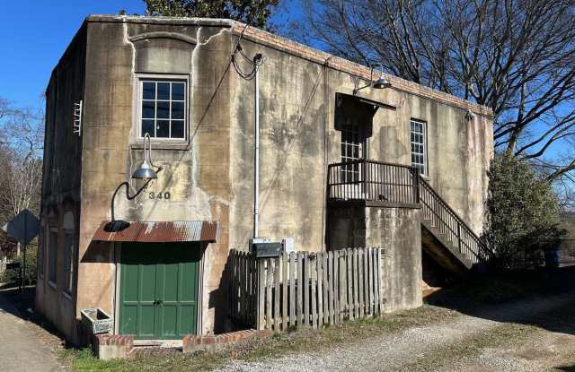 Must See Barber St Beauty - 340 Barber Street, Athens, GA 30601