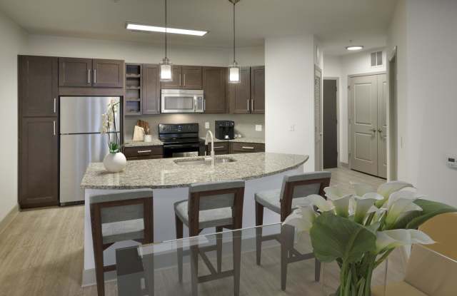 Helios Apartments Gallery 4