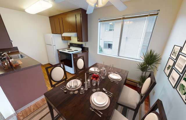 407 LIVE IN THE HEART OF THE GREENWOOD RETAIL CORE, WALK TO EVERYTHING! Gallery 4