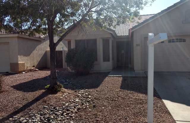 10761 W WINDSOR Avenue - 10761 West Windsor Avenue, Avondale, AZ 85392