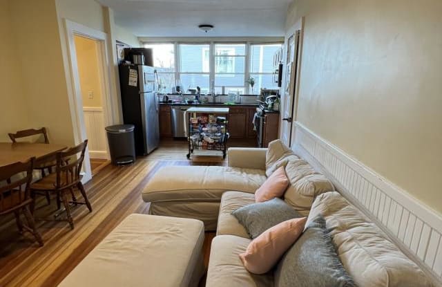 338 Beacon St. - 338 Beacon Street, Somerville, MA 02143