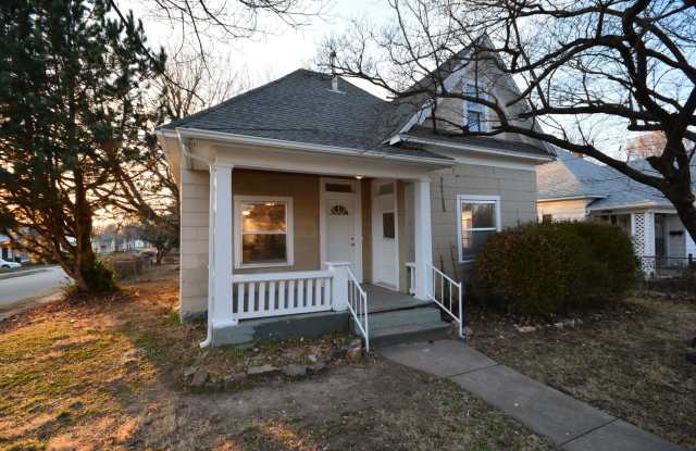 Available Now 4 Bedroom, 2 Full Bath Home photos photos