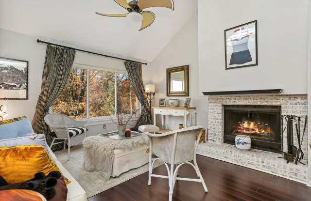 301 Post Road East - 301 Post Road East, Westport, CT 06881