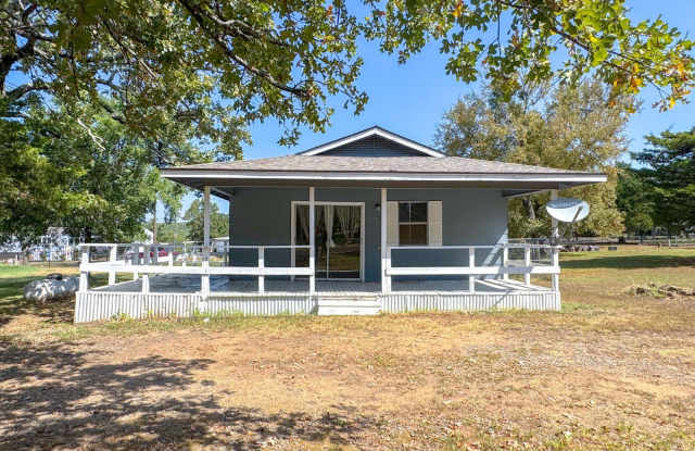 175 Deer Creek - 175 Deer Creek Road, Pittsburg County, OK 74425