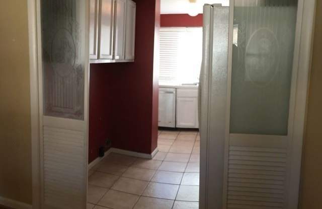 360 7th St. NE Gallery 4