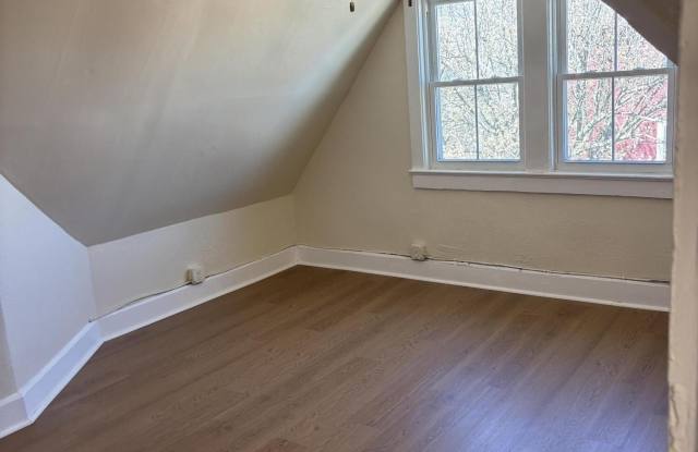 114 Heck Avenue unit: 4 photos photos 114 Heck Avenue unit: 4 photos photos