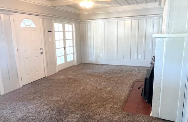 375 I St - 375 I Street, Patterson, CA 95363