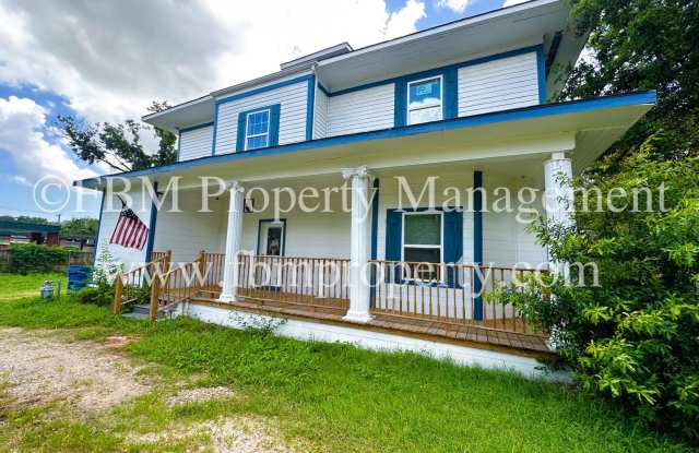 518 N. 26th St. - Charming 4 Bedroom, 3 Bathroom Home in Corsicana, TX! Gallery 3