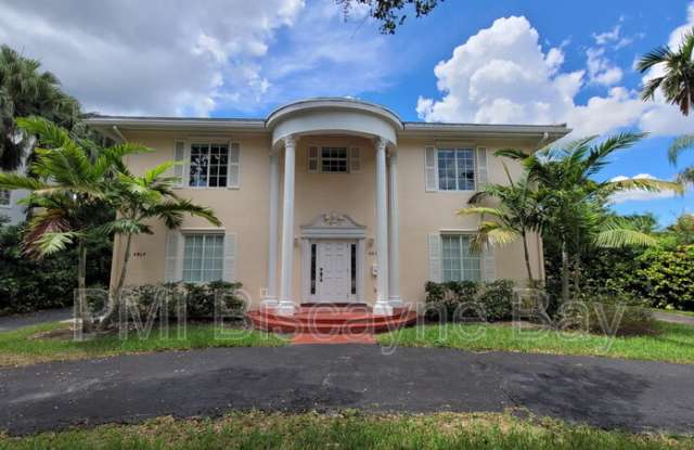 4850 University Drive photos photos