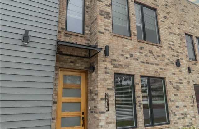 4112 W Olive Street photos photos