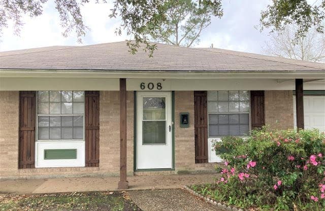 608 S 2nd Street - 608 South 2nd Street, Nederland, TX 77627