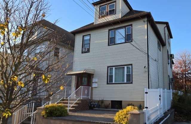 106 Knapp Ave - 106 Knapp Avenue, Clifton, NJ 07011
