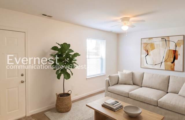 3516 East Richmond Road Gallery 3