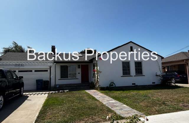 Great two bedroom home in East Salinas Gallery 1