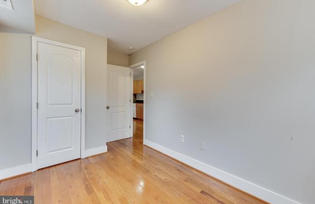 61 FORRESTER Street SW Gallery 3
