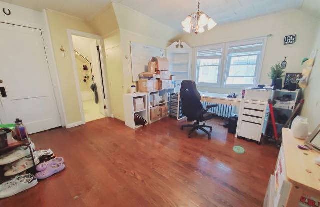 219 Courtland Avenue Gallery 4