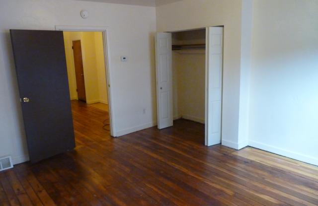 134 South 25th Street Gallery 4