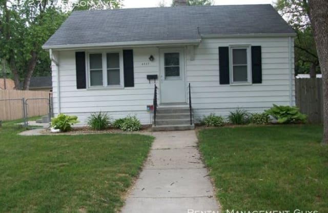 4727 Emerson Ave N - 4727 Emerson Avenue North, Minneapolis, MN 55430