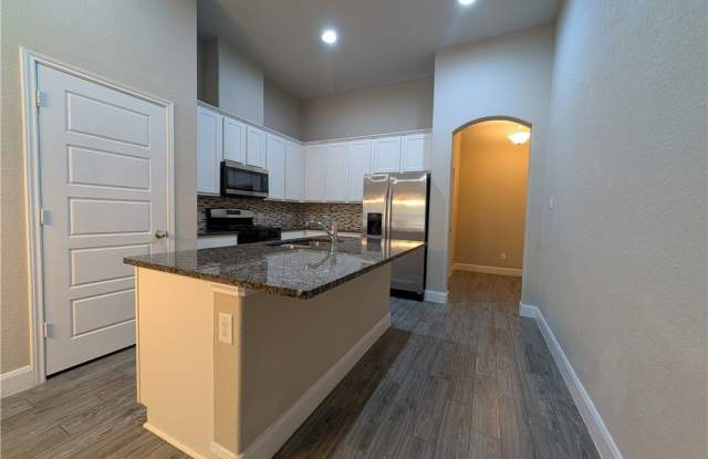 1209 Old FM 306 Gallery 4