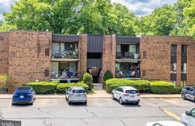 7905 DASSETT Court unit: 101 photos photos 7905 DASSETT Court unit: 101 photos photos