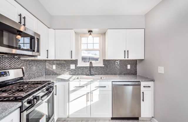 Charming 4 bedroom home in Pittsburgh available September 1st! photos photos