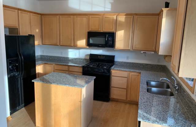 11370 Goodhue Street NE Gallery 4