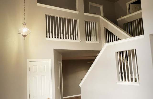 4 bedroom 4 bath single-family home Gallery 4