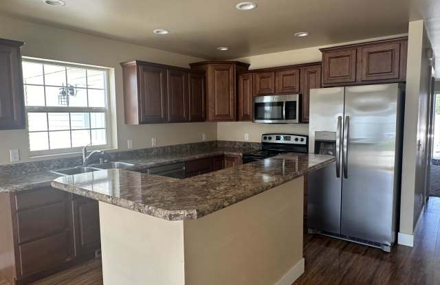 2222 Sierra Vista Circle Gallery 4