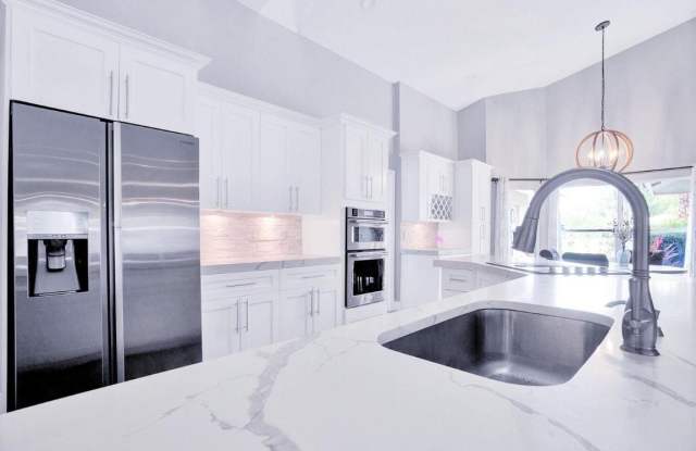 1350 Longlea Terrace photos photos