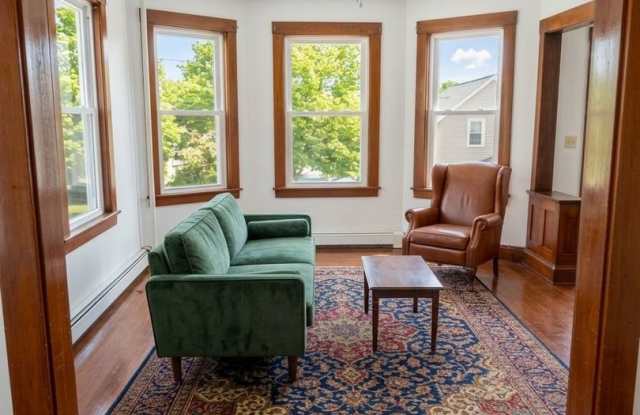 2 Bedroom Gallery 3