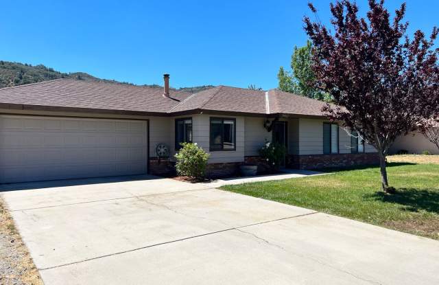 SFR on BVS Valley Floor - 29512 Ryder Cup Lane, Bear Valley Springs, CA 93561