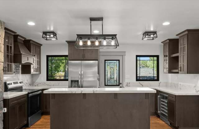 1312 Wesley Dr Gallery 1