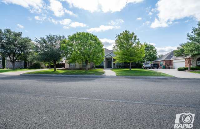 4810 N Bentwood Drive Gallery 2