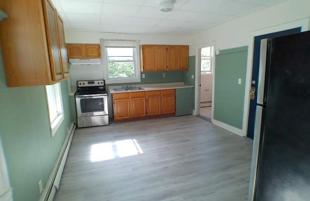 95 Ridge Street - 2 photos photos