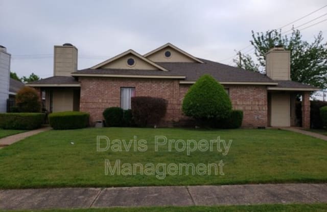 11804 Garden Terrace - 11804 Garden Terrace Dr, Dallas, TX 75243