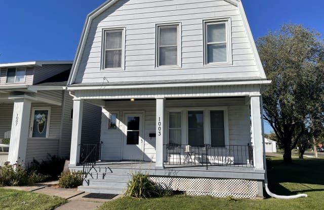 1003 N 19th St - 1003 North 19th Street, Superior, WI 54880