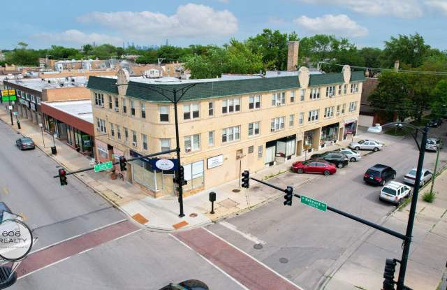 Belmont Cragin Apts Available! - 3155 North Long Avenue, Chicago, IL 60641