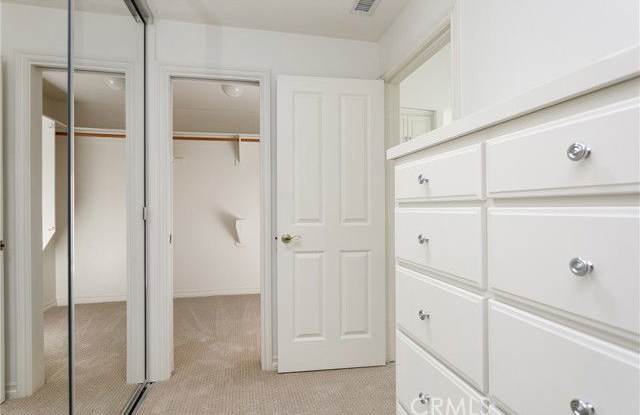 575 Nyes Place photos photos