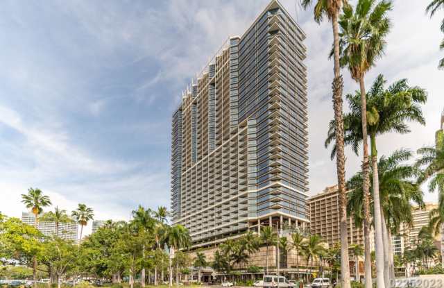 Ka La’i Waikiki – Luxury Studio Condo | $2,750/month Gallery 1