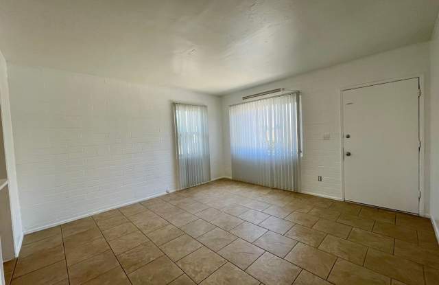 Beautiful 2 bedroom 1 bathroom with a private yard in the heart of El Cajon Gallery 3