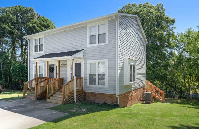 $500 Rental Credit w/August Lease Start Date! Charming End Unit Townhome near Downtown Durham with 2 Beds/1.5 Baths photos photos