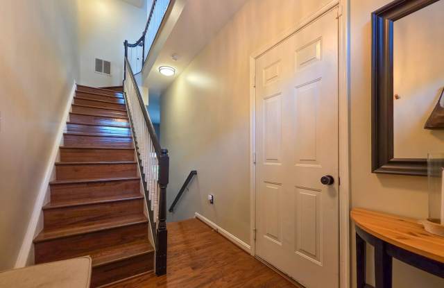 5303 ARAPAHO Lane Gallery 2