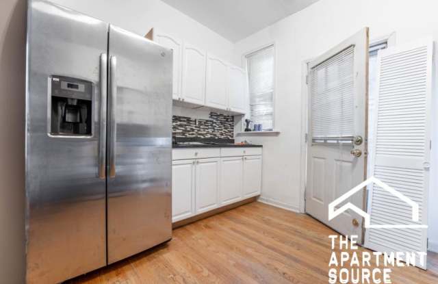 907 West Belmont Ave. photos photos