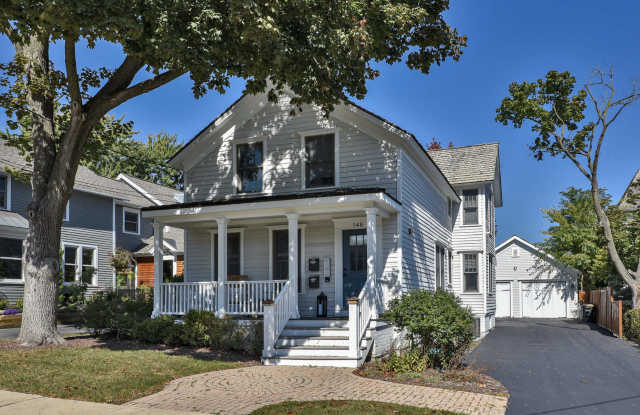 148 W Station St photos photos