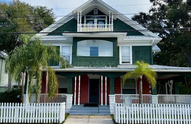 DOWNTOWN KISSIMMEE Gallery 1
