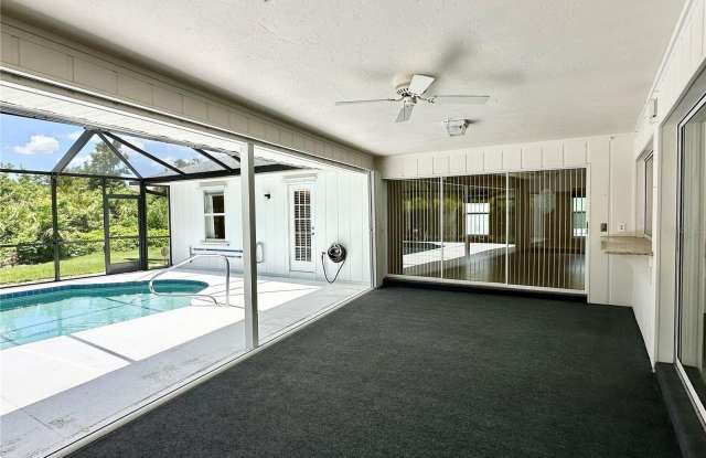 5024 SOUTHERN PINE Circle Gallery 3