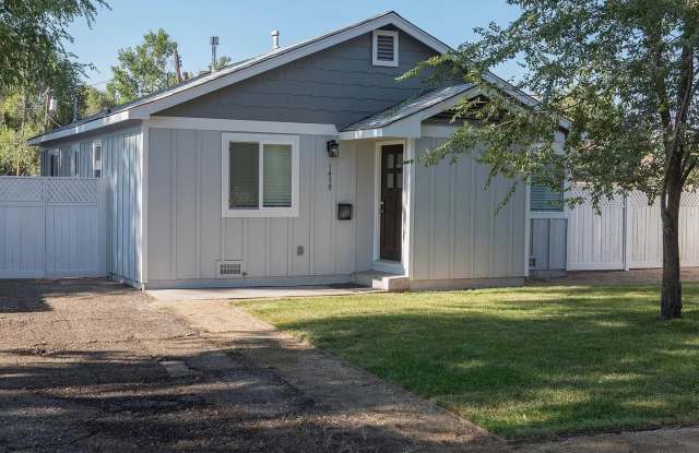 Updated Two bedroom with Large Fenced Yard photos photos