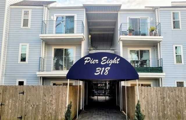 318 LAKE MARINA Avenue photos photos