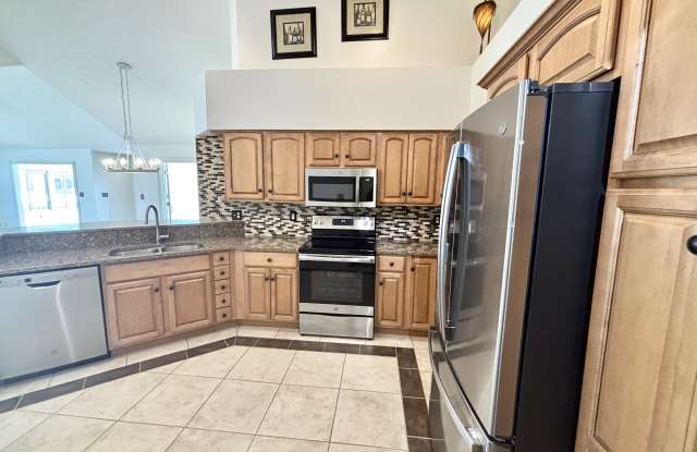 ** TPO** 433 Deerlake Place photos photos